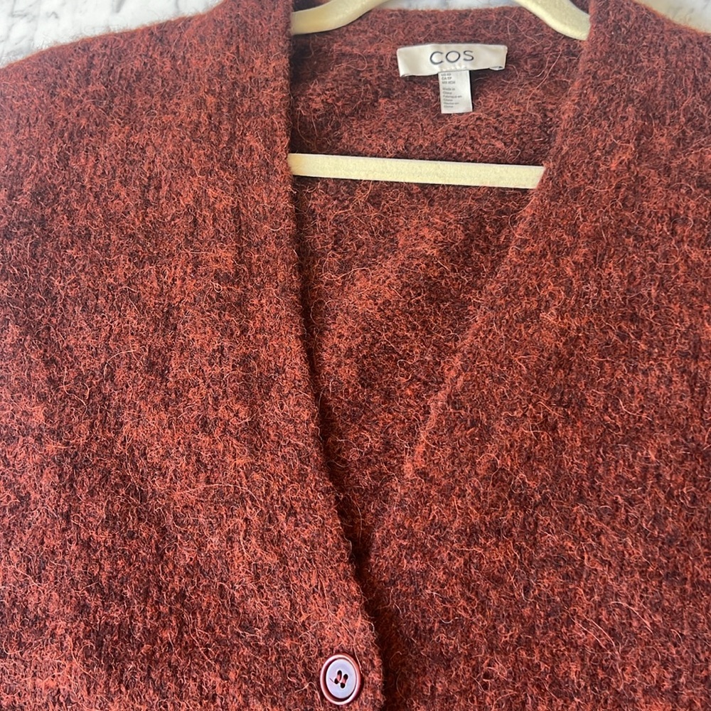 Cos sweater vest burgundy color size XS - Picture 2 of 4